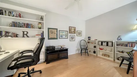 3799 Mira Lago Drive Sarasota FL 34238