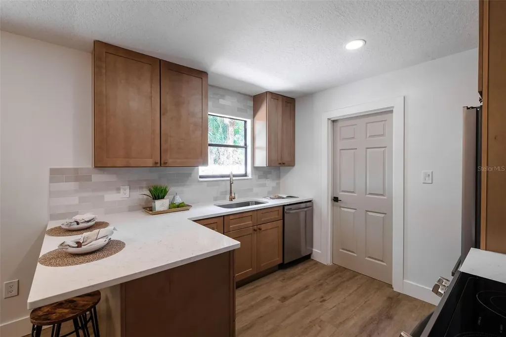 124 Tucson Road SW Palm Bay FL 32908