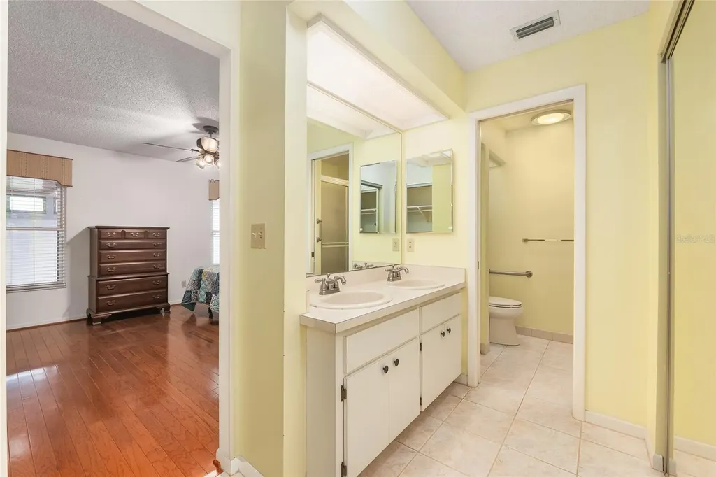 2064 SE 37th Court Circle Ocala FL 34471