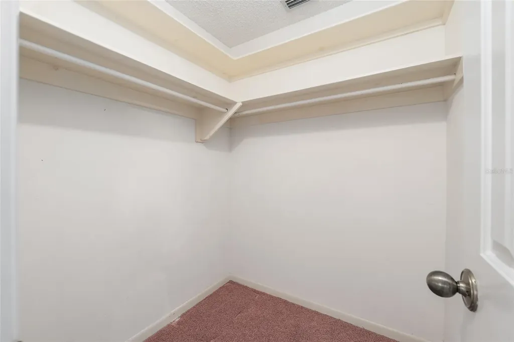 2064 SE 37th Court Circle Ocala FL 34471