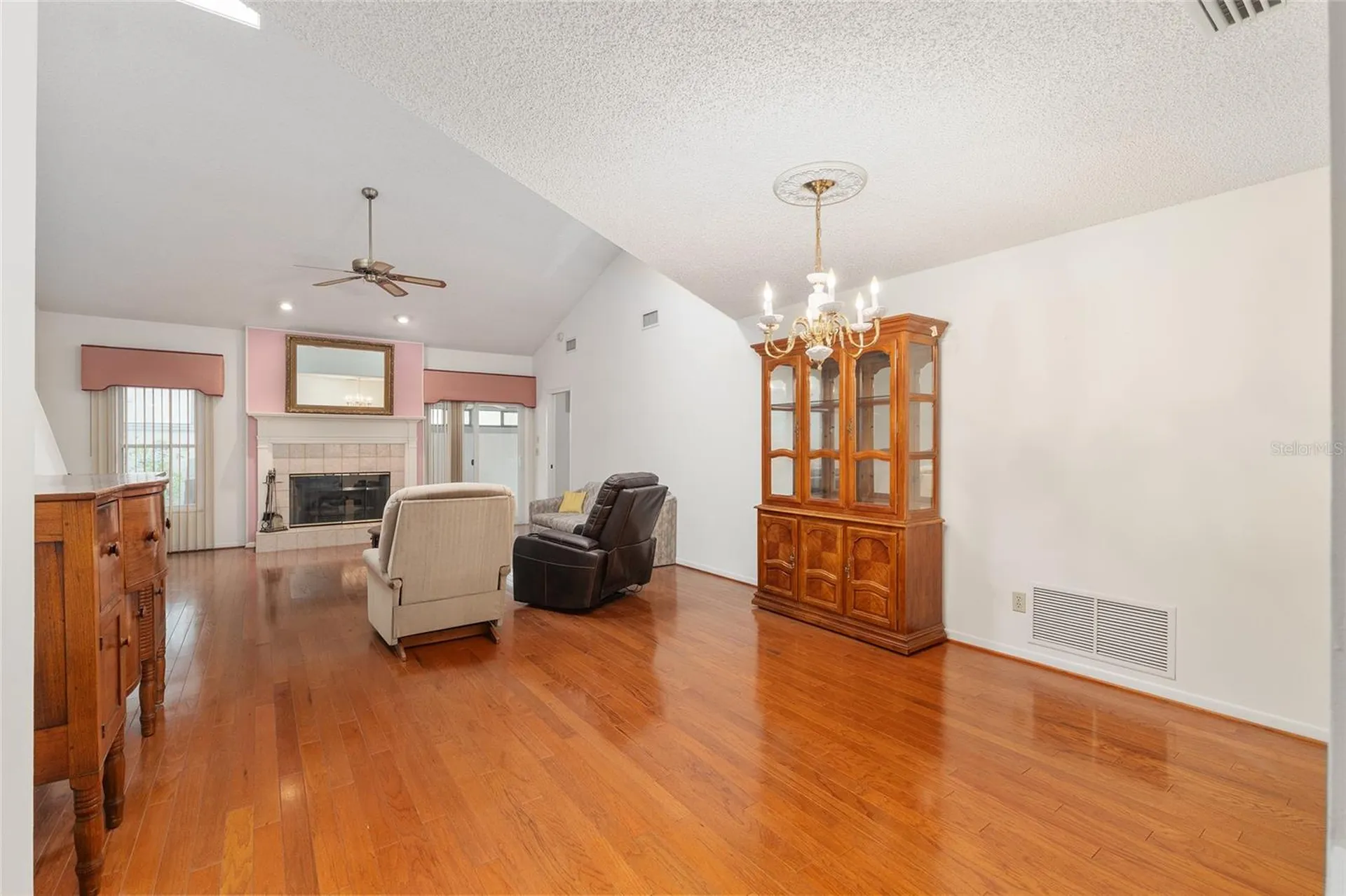2064 SE 37th Court Circle Ocala FL 34471