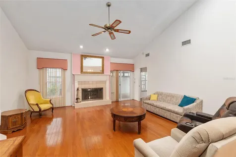 2064 SE 37th Court Circle Ocala FL 34471