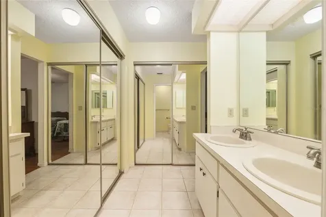 2064 SE 37th Court Circle Ocala FL 34471