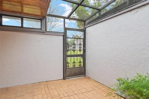 2064 SE 37th Court Circle Ocala FL 34471