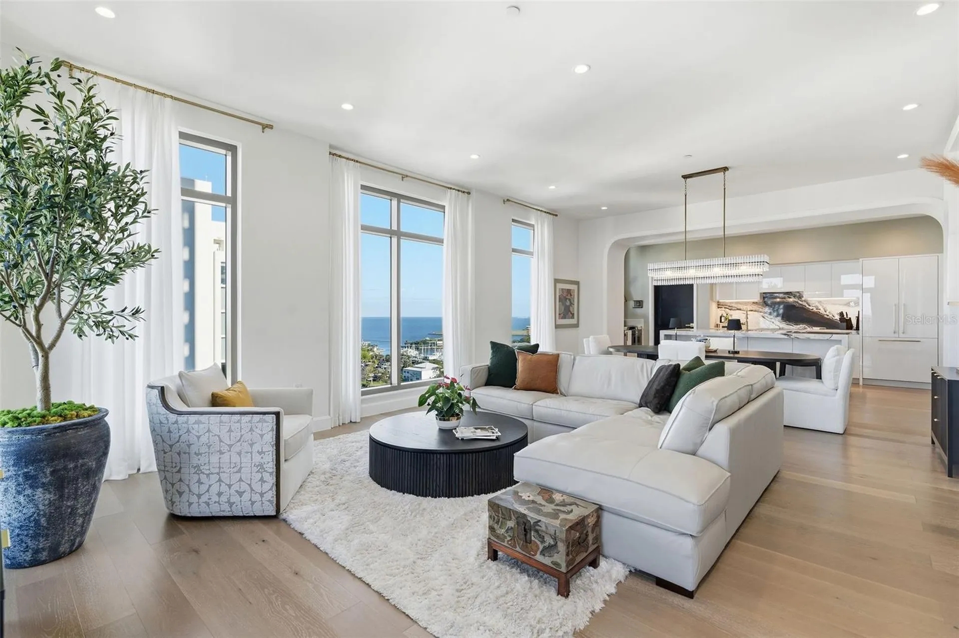 126 4th Avenue NE St Petersburg FL 33701