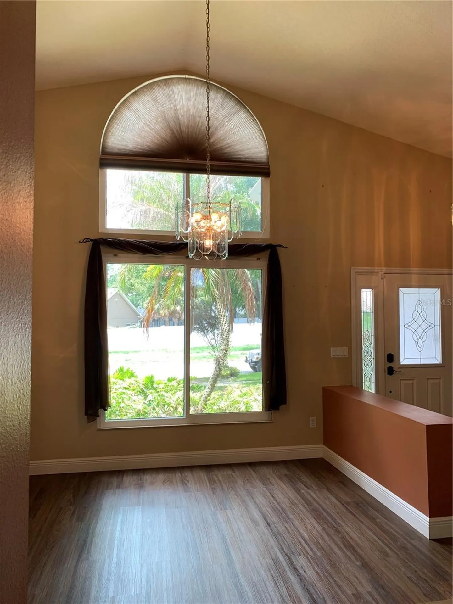 4605 Oak River Circle Valrico FL 33596