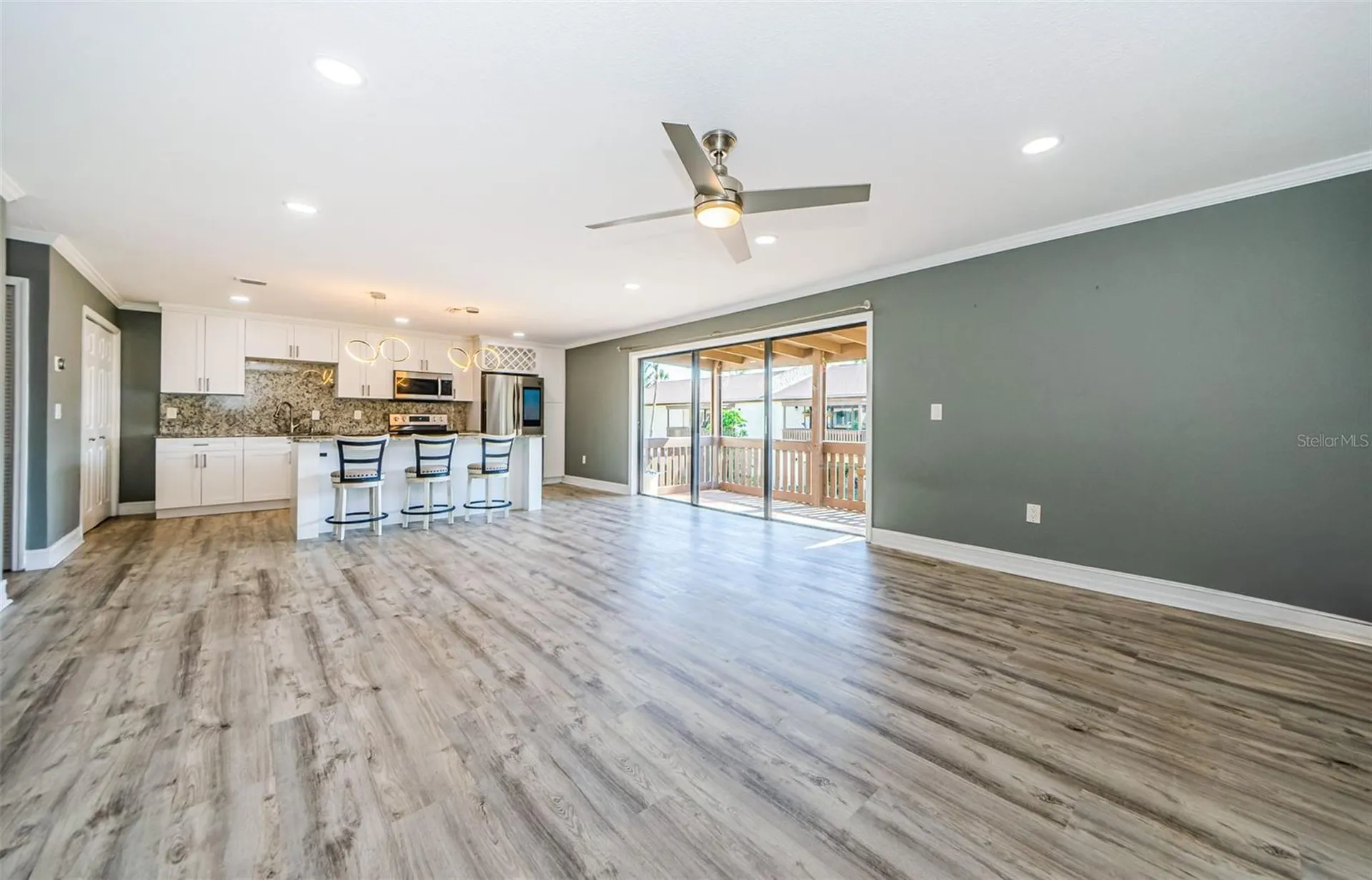 722 116th Avenue N St Petersburg FL 33716