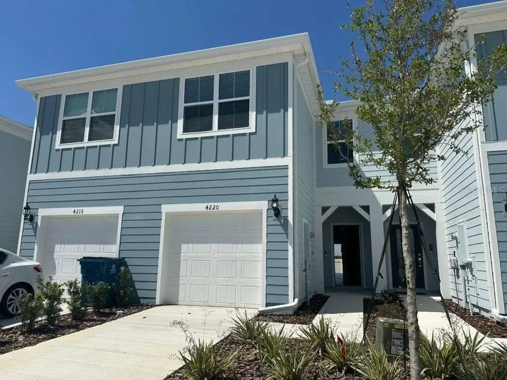 4220 Chester Springs Boulevard Davenport FL 33837