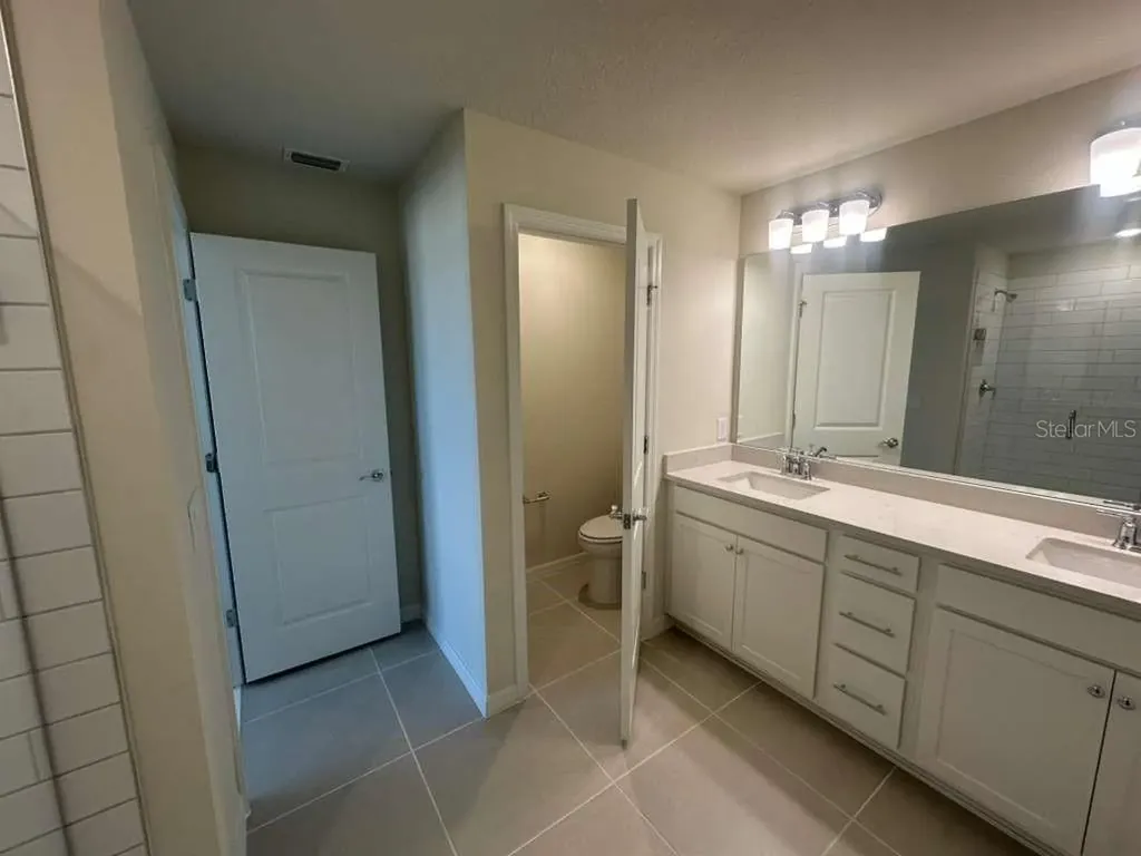 4220 Chester Springs Boulevard Davenport FL 33837