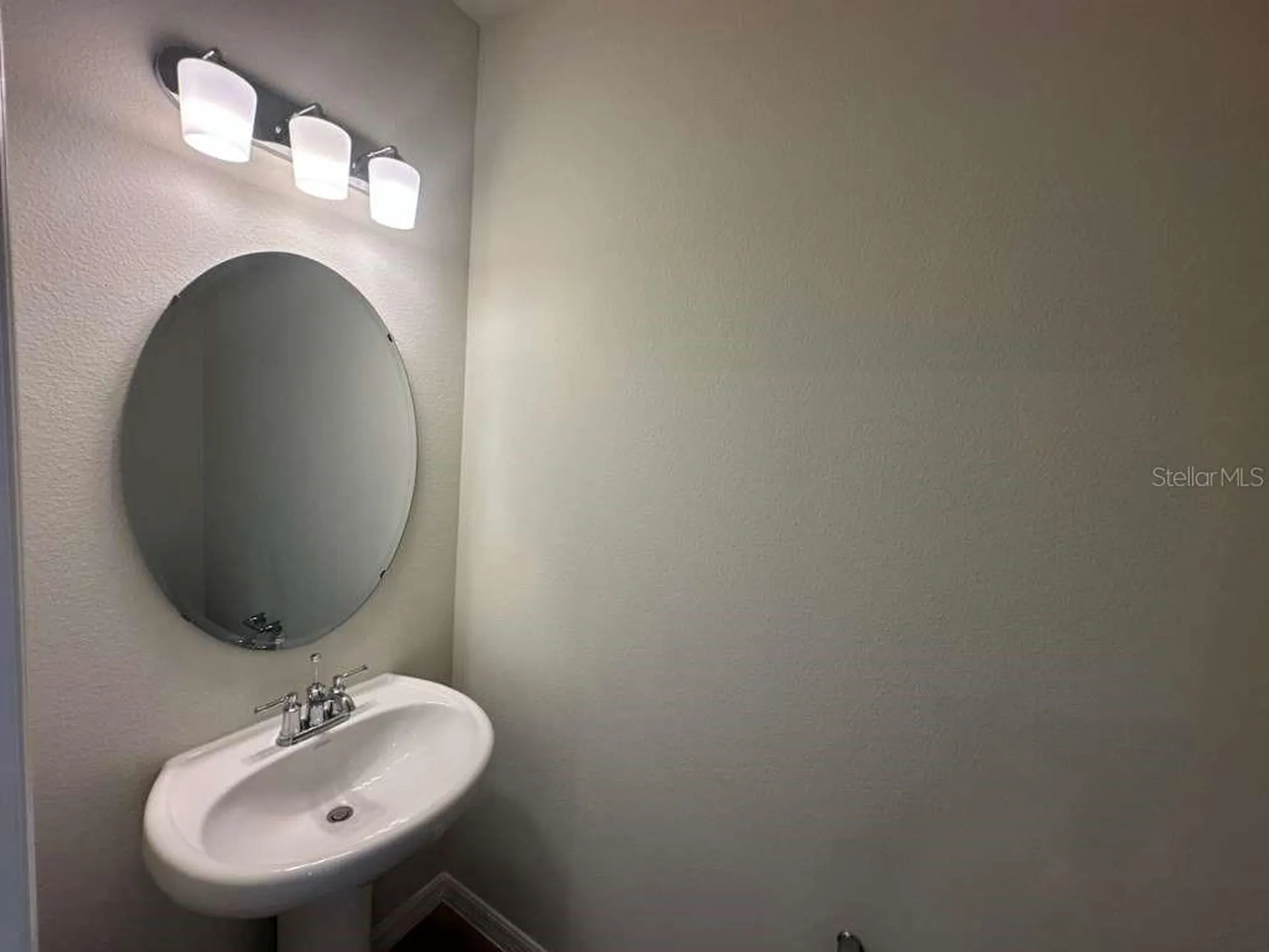 4220 Chester Springs Boulevard Davenport FL 33837