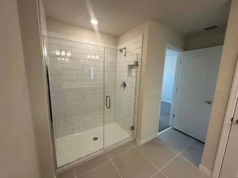 4220 Chester Springs Boulevard Davenport FL 33837