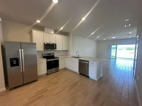 4220 Chester Springs Boulevard Davenport FL 33837