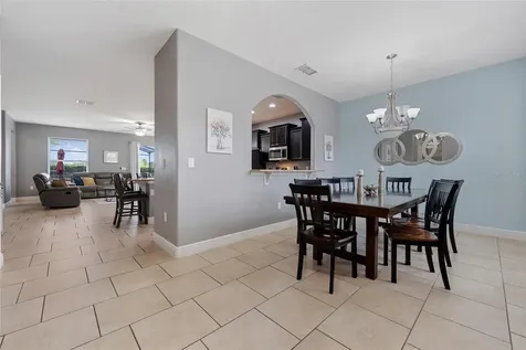 4115 Oaktree Drive Davenport FL 33837