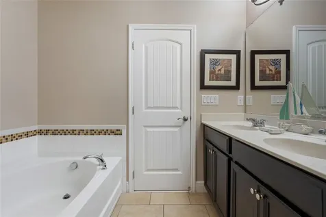 4115 Oaktree Drive Davenport FL 33837