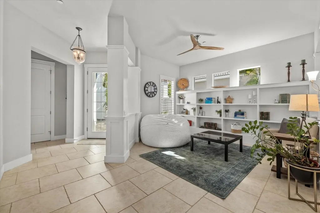 4503 5th Avenue NE Bradenton FL 34208
