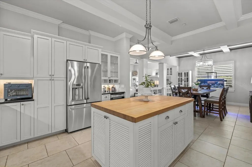 4503 5th Avenue NE Bradenton FL 34208