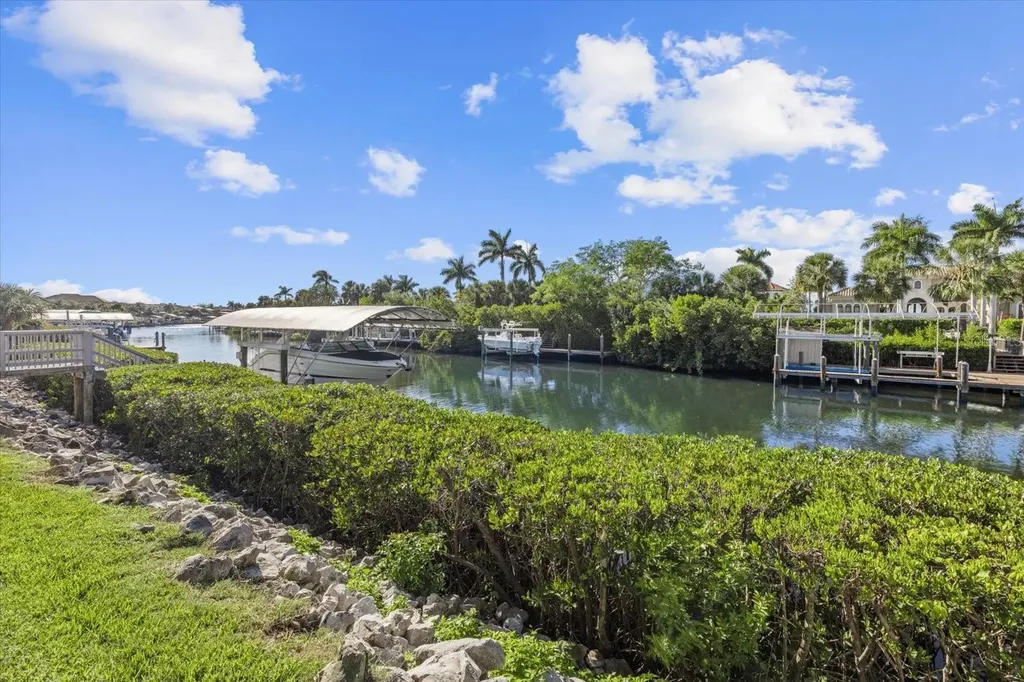 4503 5th Avenue NE Bradenton FL 34208