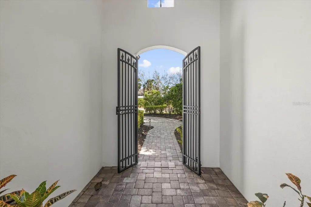 4503 5th Avenue NE Bradenton FL 34208