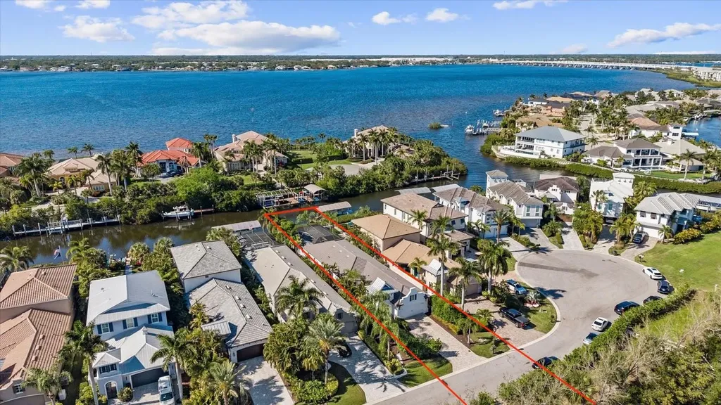 4503 5th Avenue NE Bradenton FL 34208