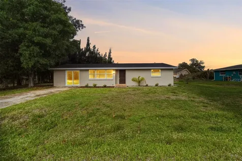 2313 Pinegrove Circle Punta Gorda FL 33982