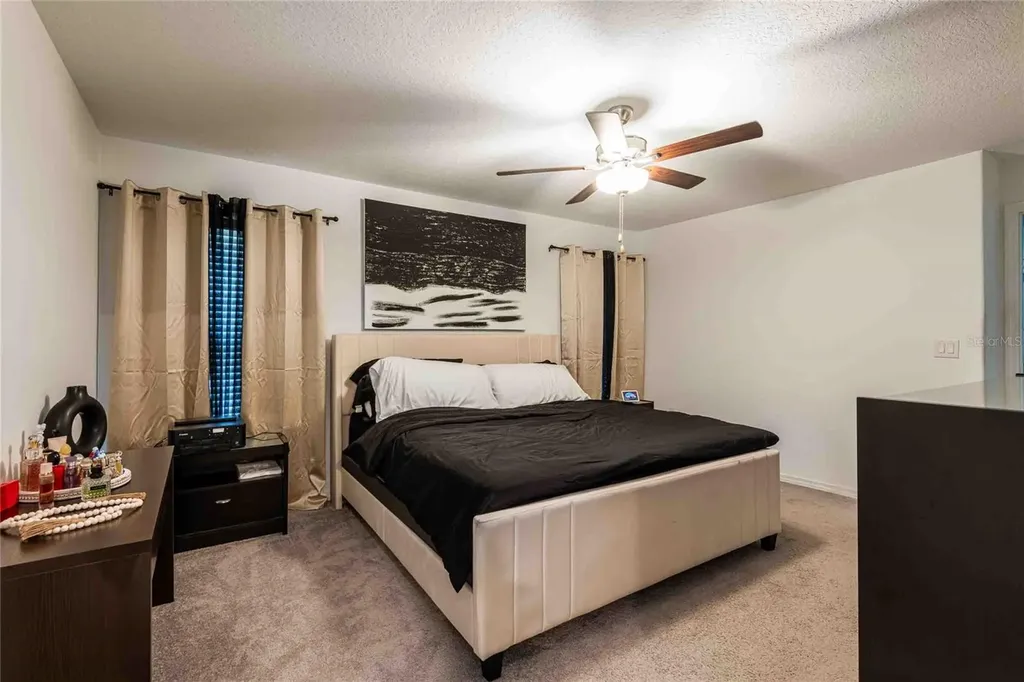 1658 Red Loop Lakeland FL 33801