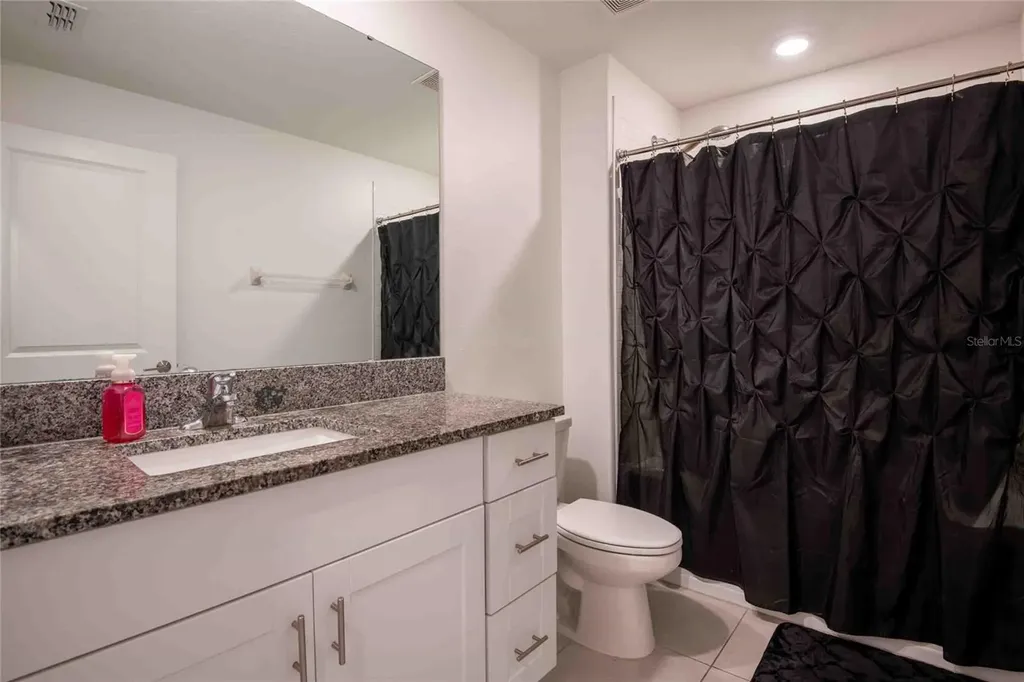 1658 Red Loop Lakeland FL 33801