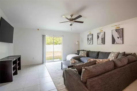 1658 Red Loop Lakeland FL 33801