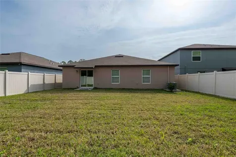 1658 Red Loop Lakeland FL 33801