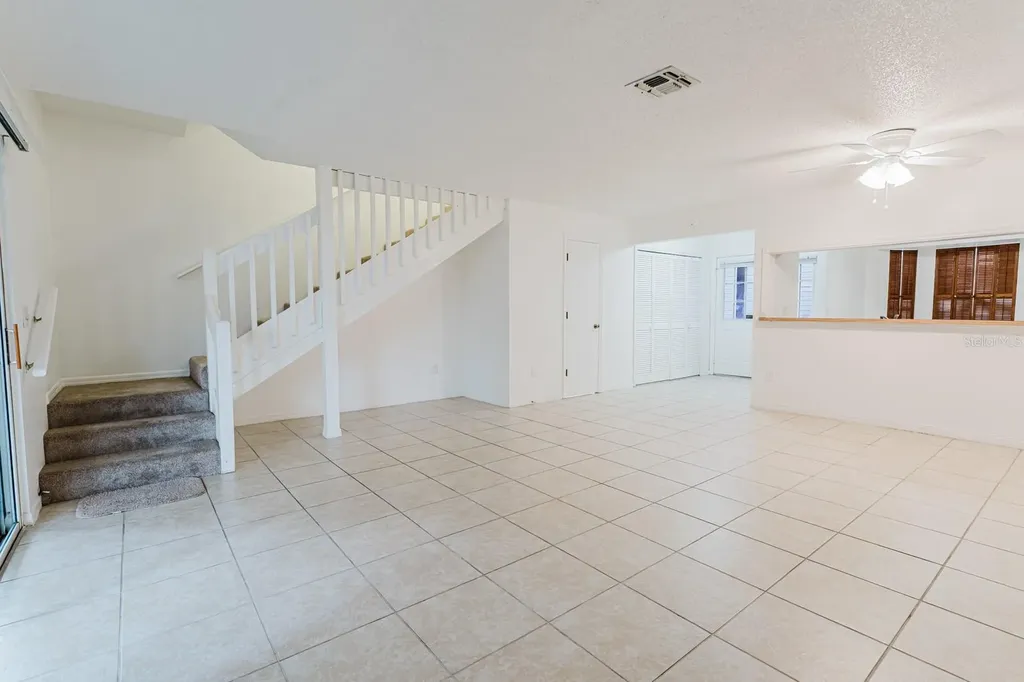 6030 Scotchwood Glen Orlando FL 32822
