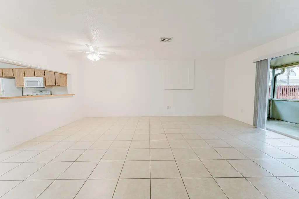 6030 Scotchwood Glen Orlando FL 32822
