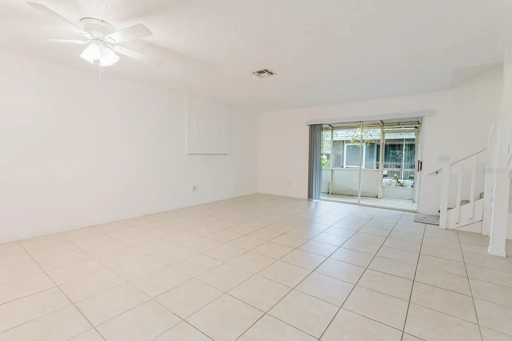 6030 Scotchwood Glen Orlando FL 32822