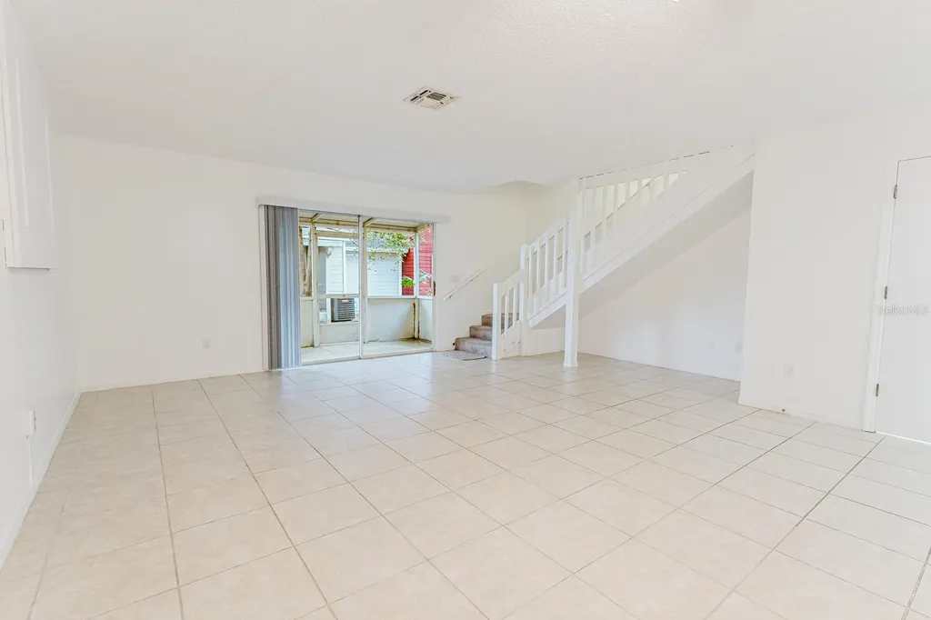 6030 Scotchwood Glen Orlando FL 32822