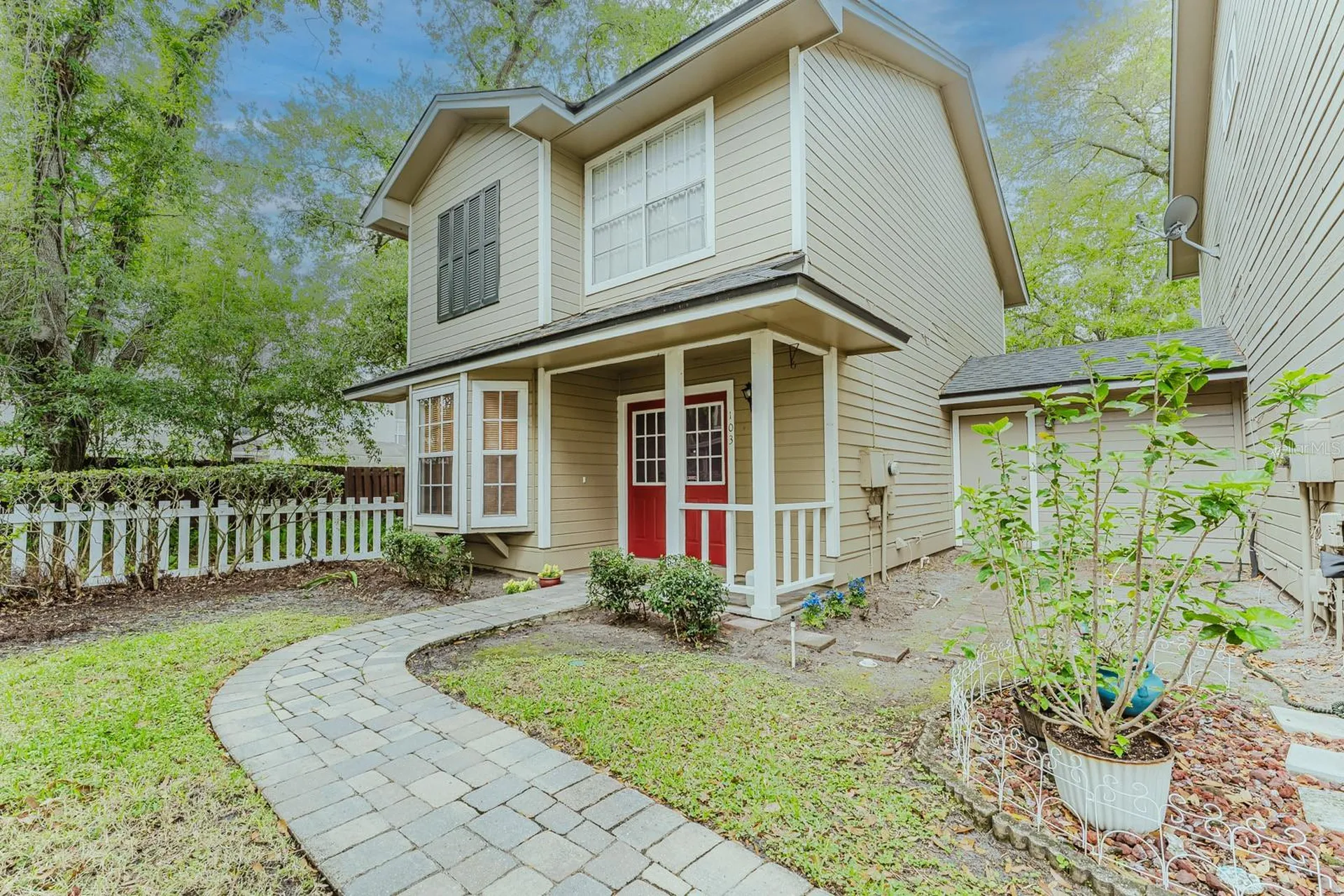 6030 Scotchwood Glen Orlando FL 32822