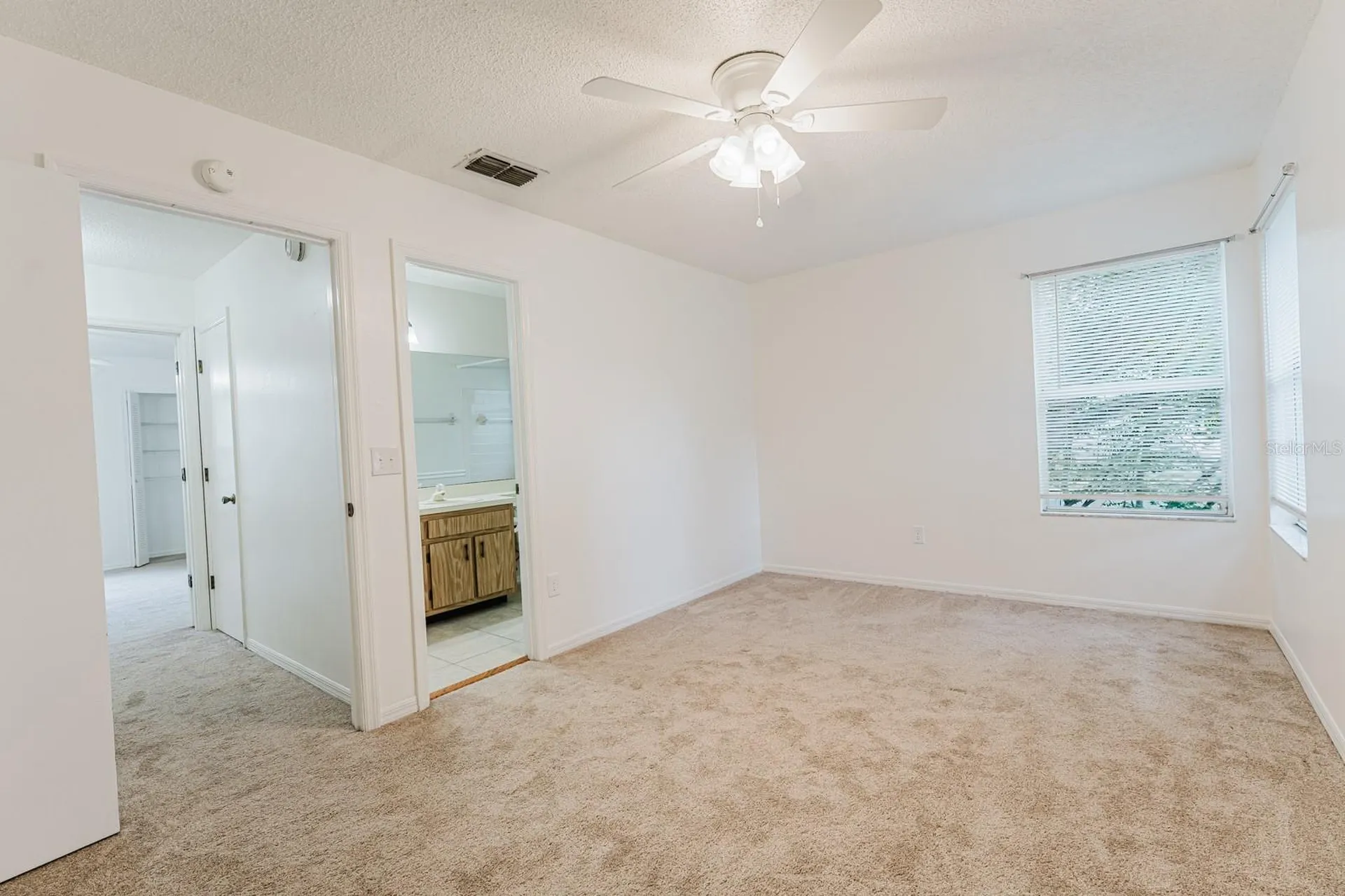 6030 Scotchwood Glen Orlando FL 32822