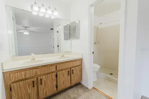 6030 Scotchwood Glen Orlando FL 32822