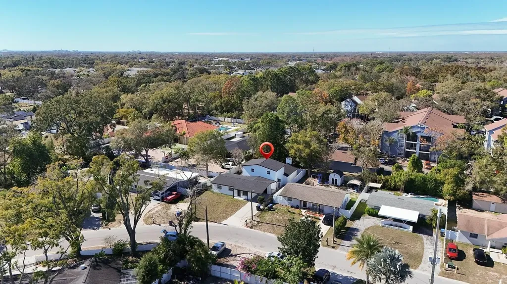 8641 May Circle Tampa FL 33614