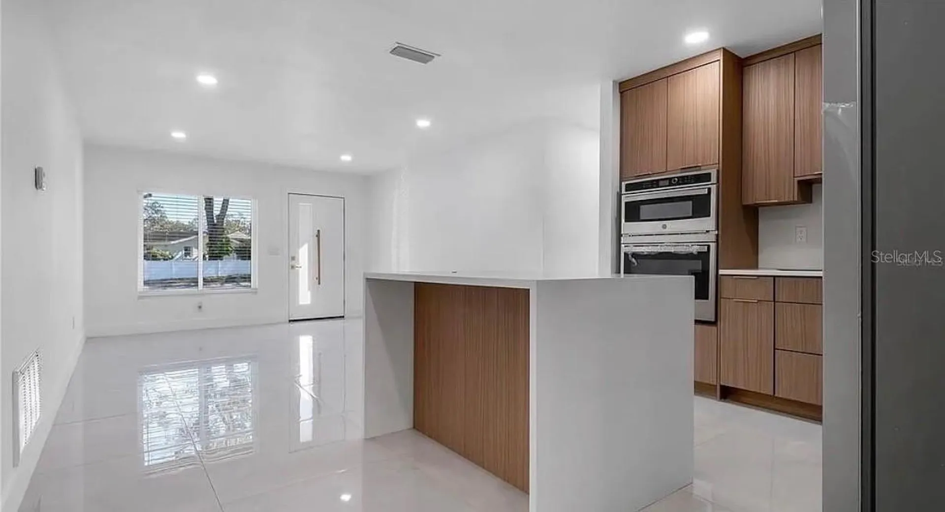 8641 May Circle Tampa FL 33614