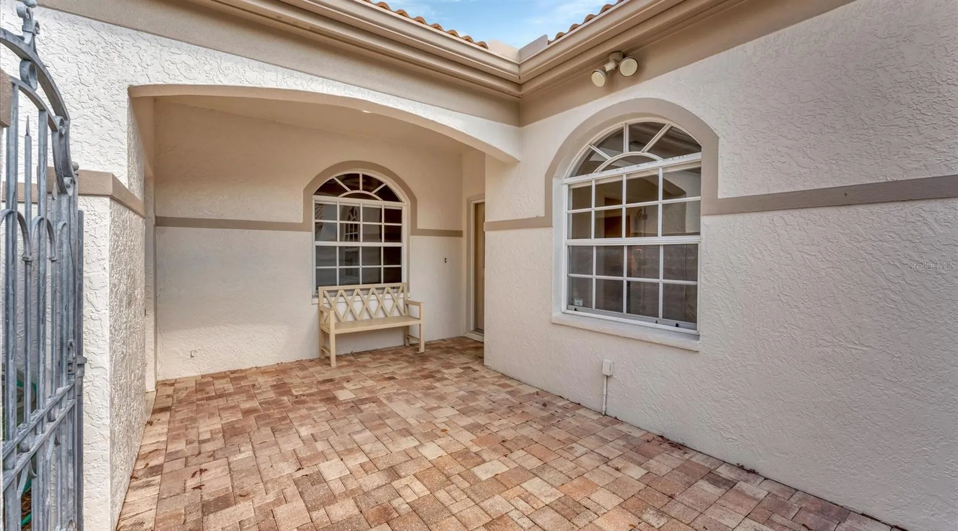 3864 Chatsworth Greene Court Sarasota FL 34235