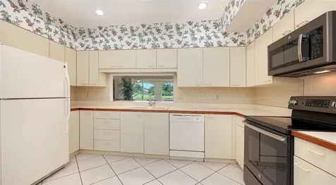 3864 Chatsworth Greene Court Sarasota FL 34235