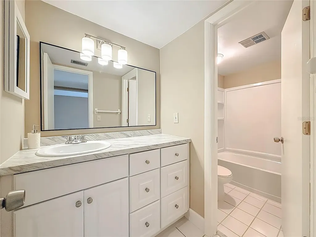 6301 Newtown Circle Tampa FL 33615