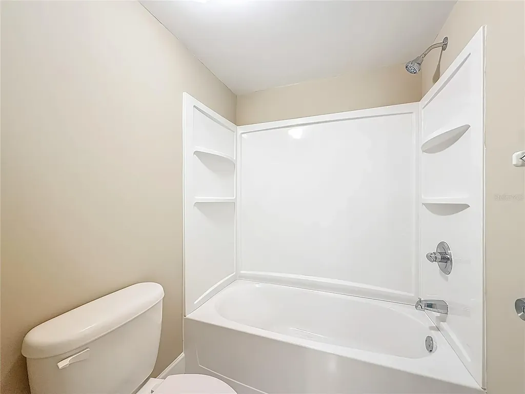 6301 Newtown Circle Tampa FL 33615