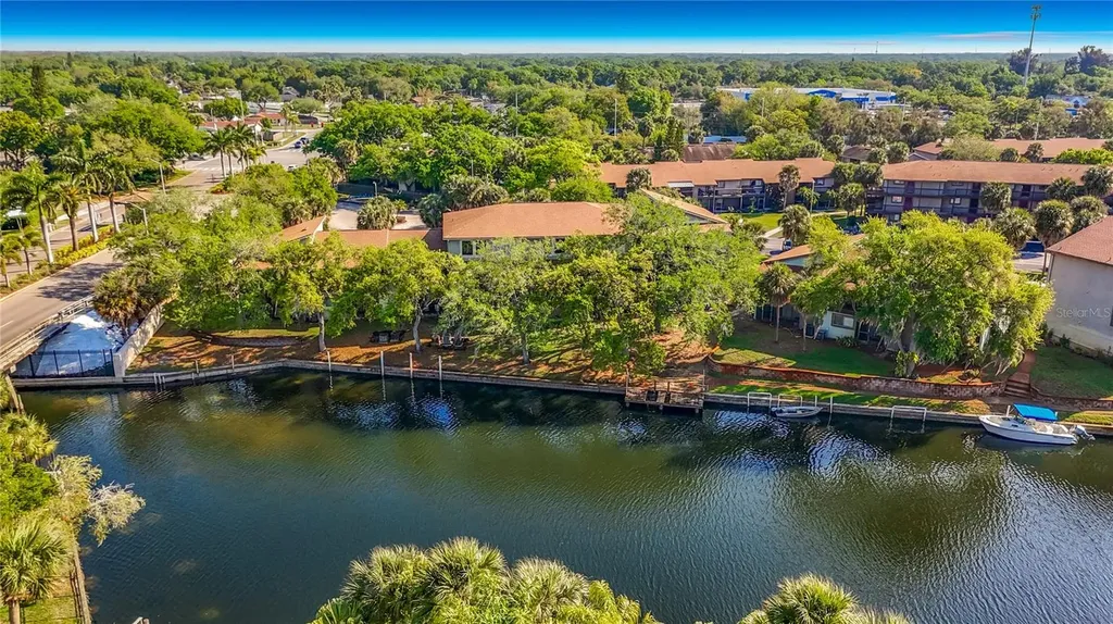 6301 Newtown Circle Tampa FL 33615