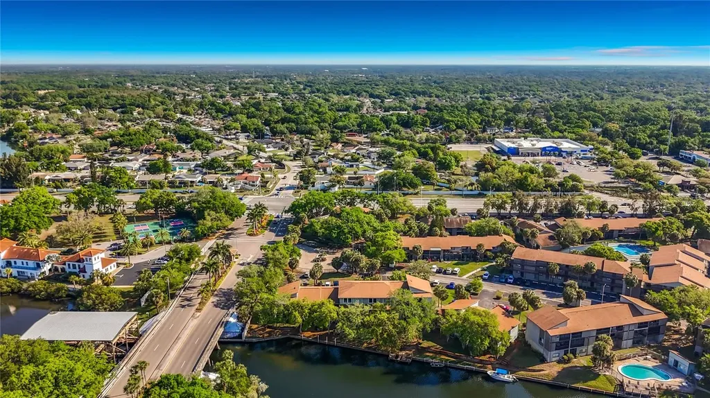 6301 Newtown Circle Tampa FL 33615
