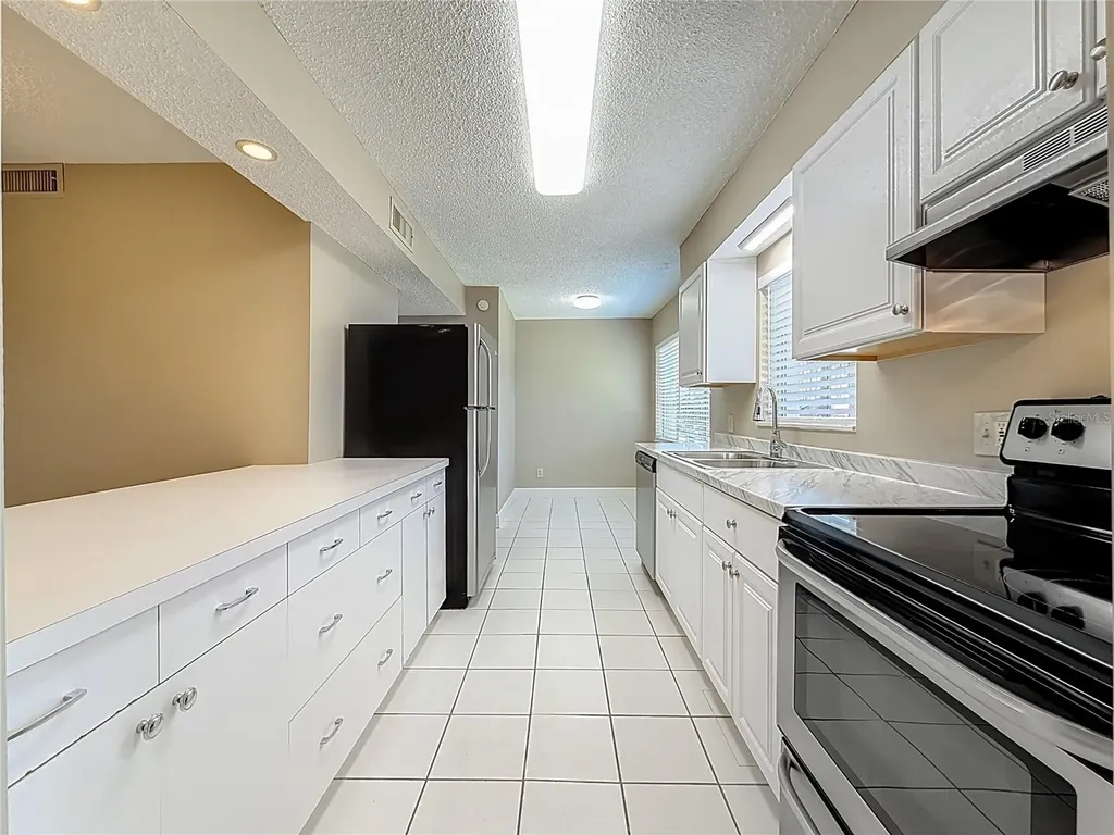 6301 Newtown Circle Tampa FL 33615