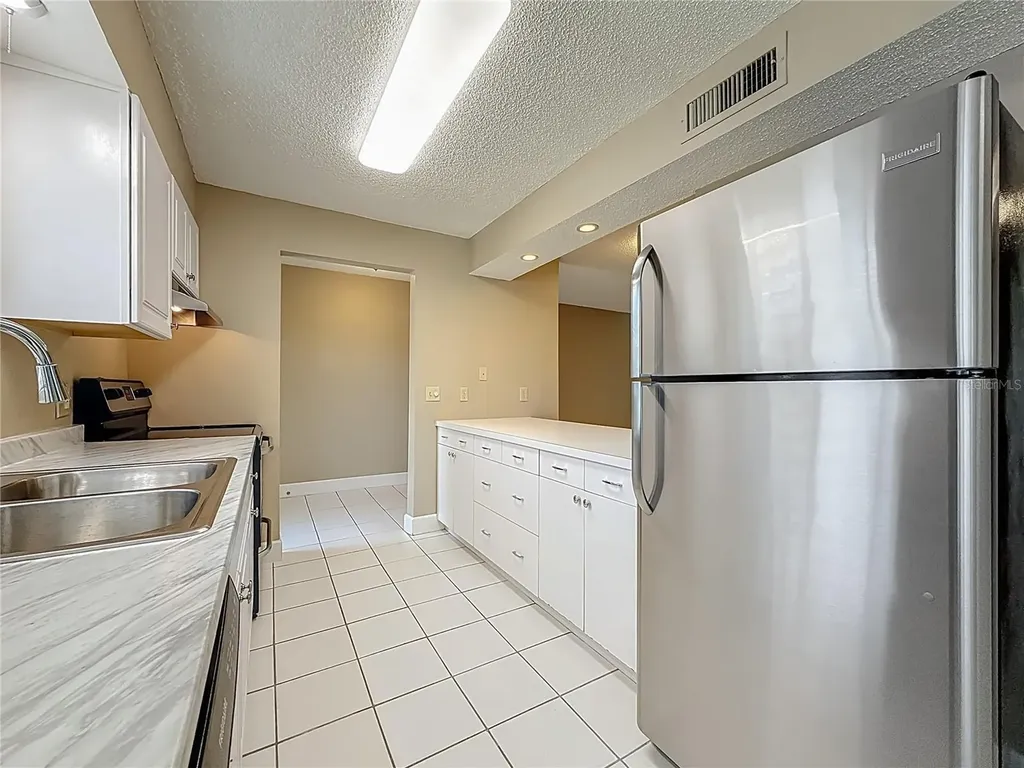 6301 Newtown Circle Tampa FL 33615