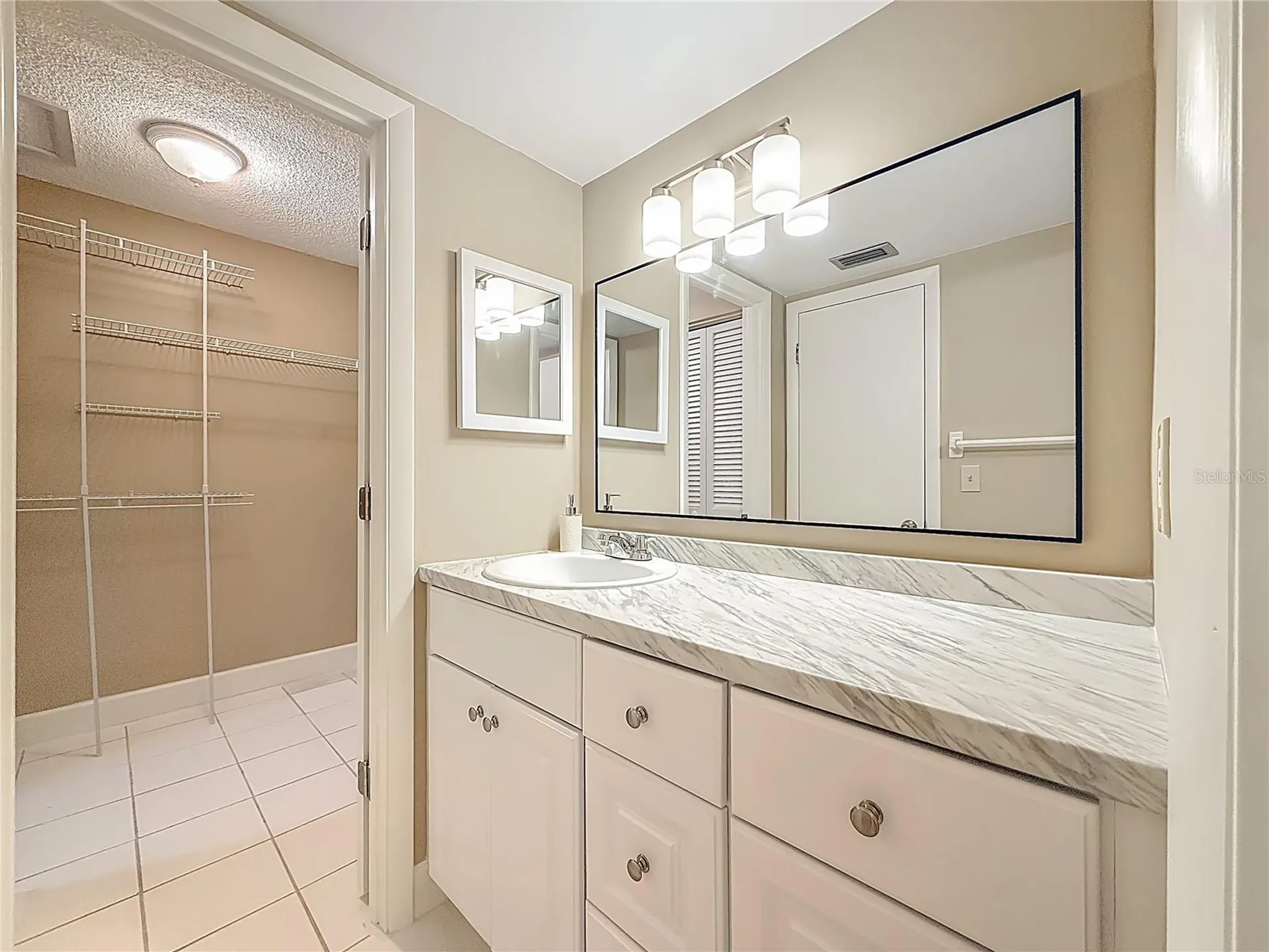 6301 Newtown Circle Tampa FL 33615