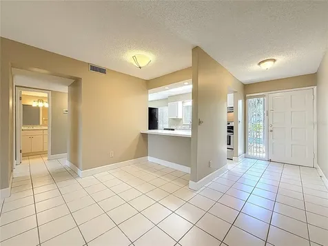 6301 Newtown Circle Tampa FL 33615