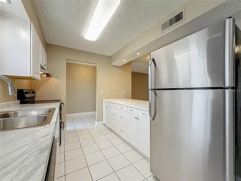 6301 Newtown Circle Tampa FL 33615