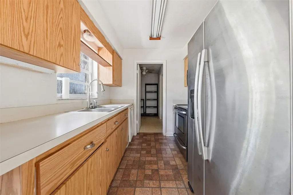 10829 Margaret Drive Tavares FL 32778