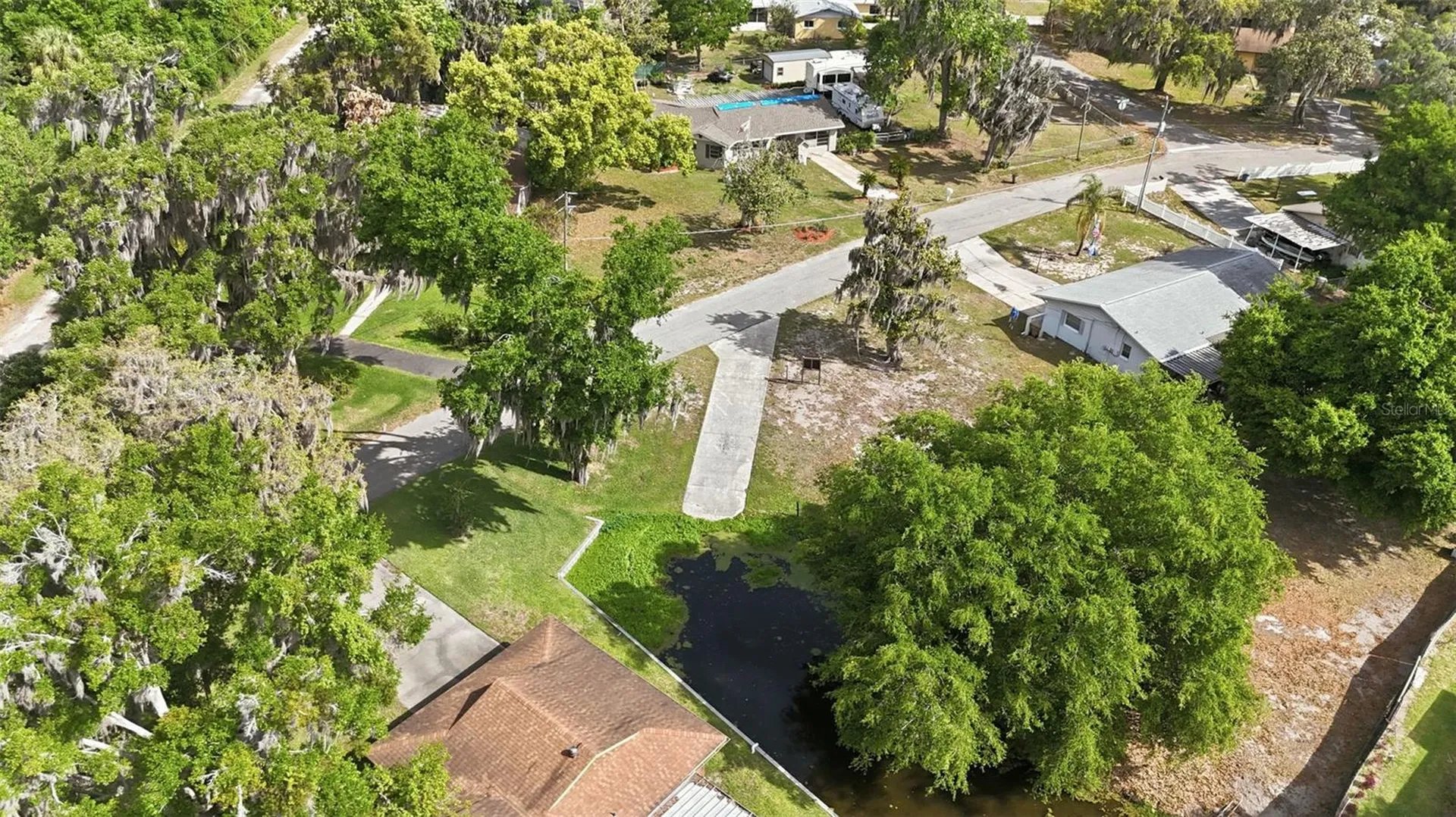 10829 Margaret Drive Tavares FL 32778